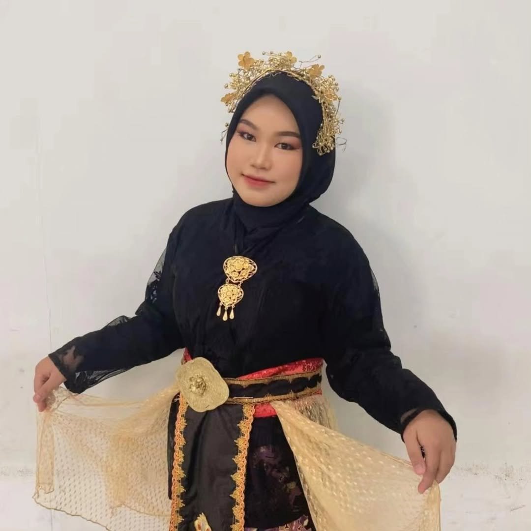 Eksplorasi Kreatif dengan Karakter Kuat